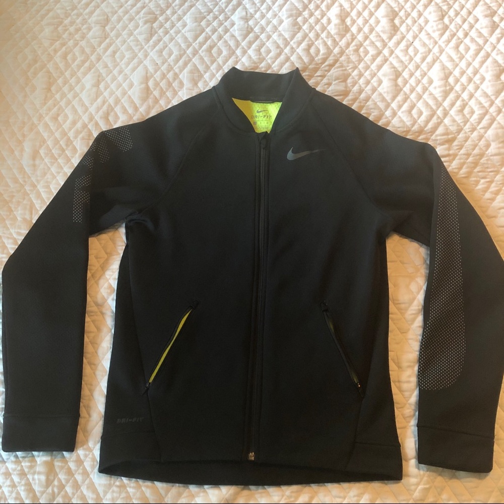 Nike Dri Fit Jacket WARM small